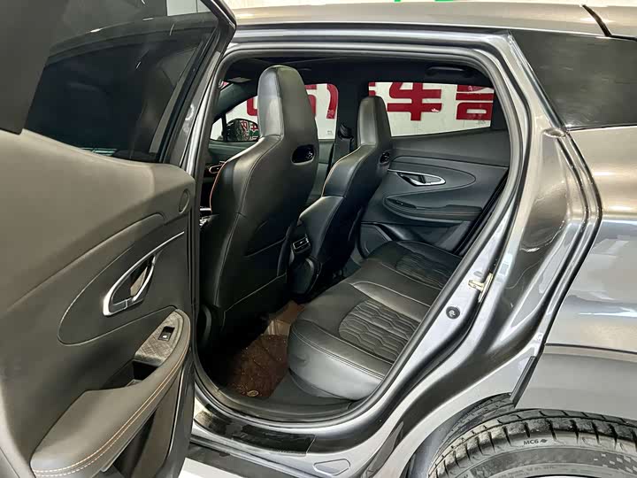 Changan UNI-T 2022 1.5 T Flagship — фото 6