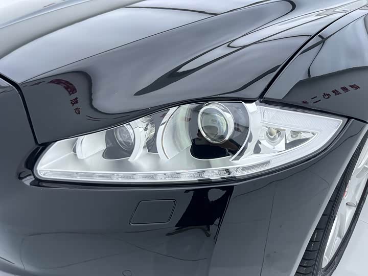 Jaguar XJ 2015 XJL 3.0 SC 2 WD — фото 9
