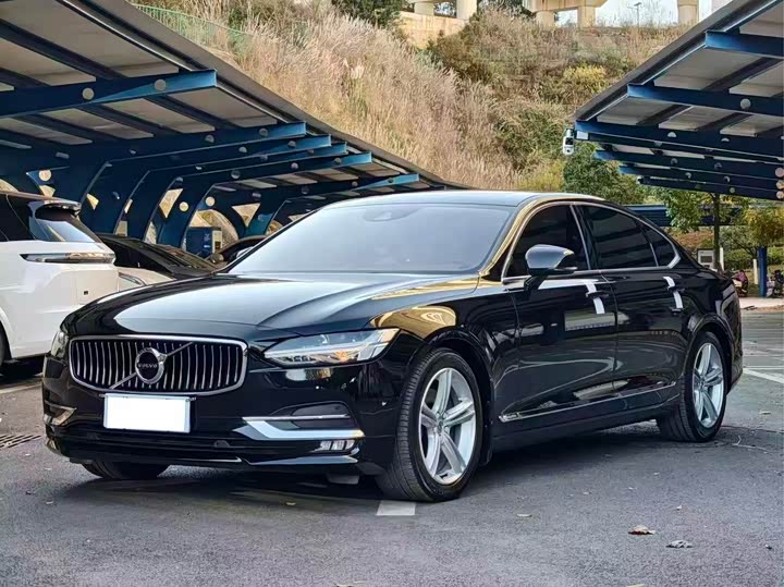 Volvo S90 2018 T 4 — фото 1