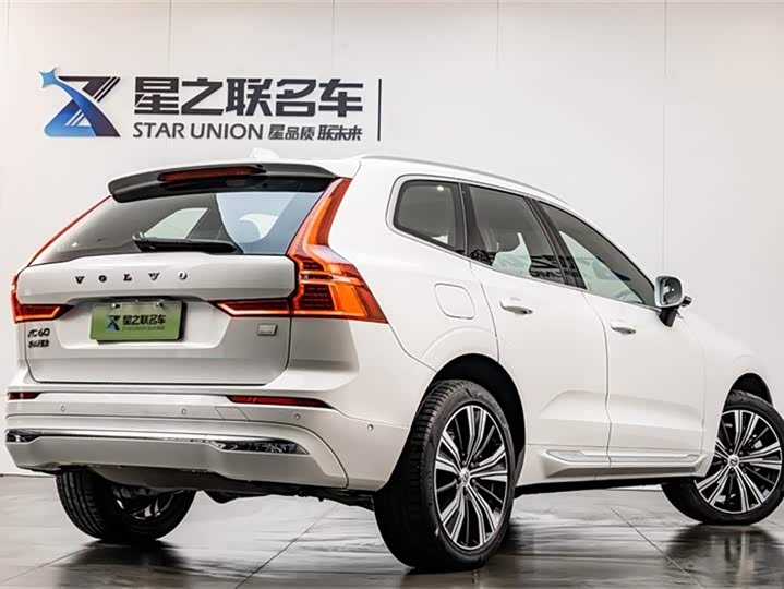 Volvo XC60 Hybrid 2023 T 8 PHEV 4 WD — фото 7