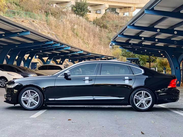 Volvo S90 2018 T 4 — фото 12