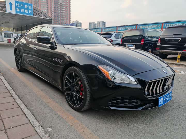 Maserati Quattroporte — фото 3