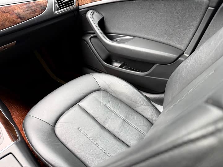 Audi A6L 2015 30 FSI — фото 11