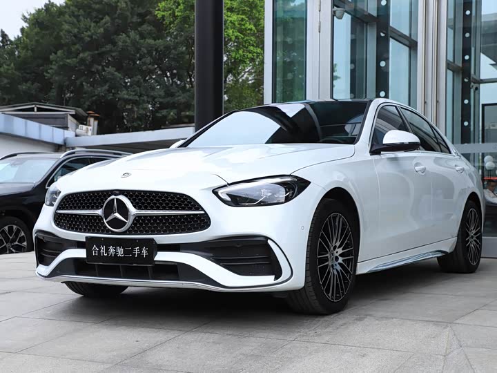 Mercedes-Benz C-Class 2024 C 260 L — фото 1