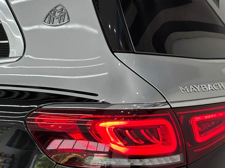 Maybach GLS 2022 GLS 480 4 MATIC — фото 10