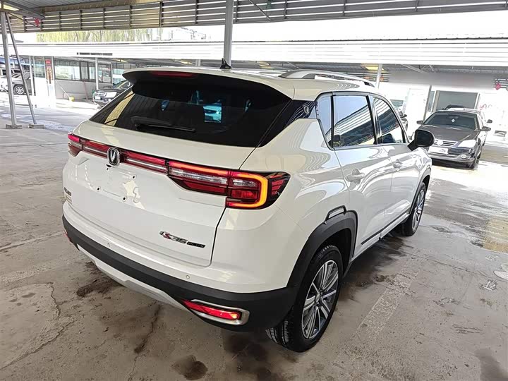 Changan CS35 PLUS 2019 1.6 L MT — фото 7