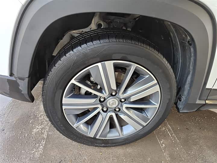 Changan CS35 PLUS 2019 1.6 L MT — фото 23