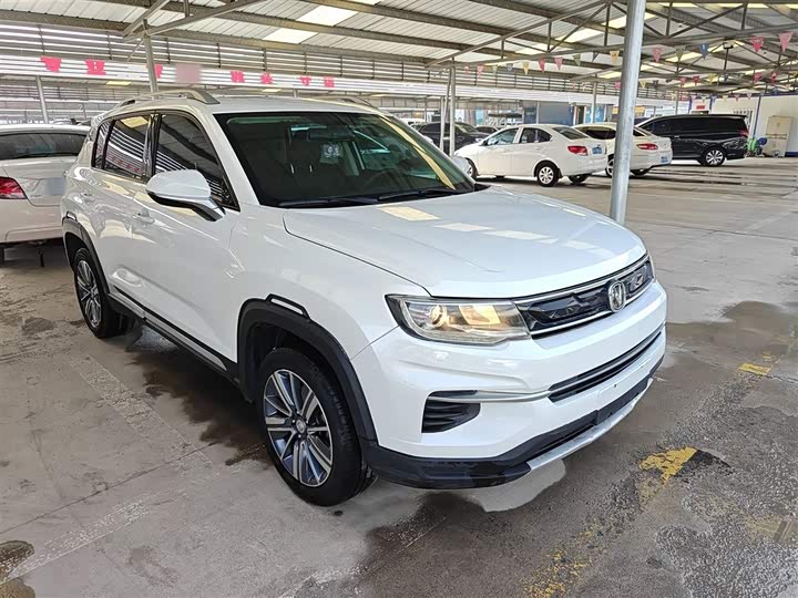 Changan CS35 PLUS 2019 1.6 L MT — фото 4