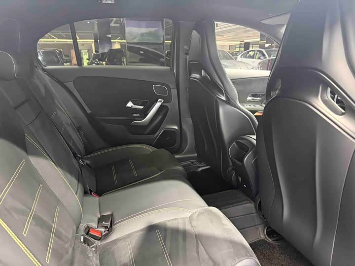 Mercedes-Benz A-Class 2024 AMG A 45 S 4 MATIC+ — фото 14