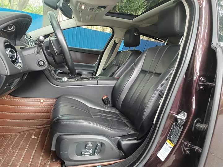 Jaguar XJ 2016 XJL 3.0 SC 2 WD — фото 8