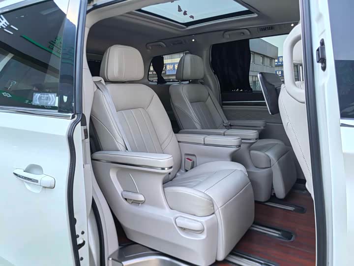 Trumpchi M8 2018 320 T — фото 13