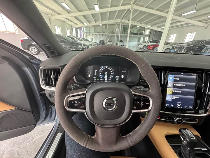 Volvo S90 2018 T 5 — фото 11