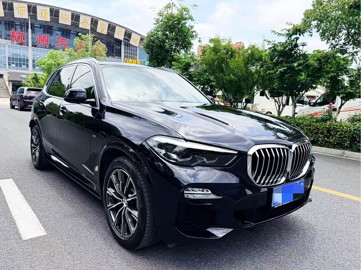 BMW X5 xDrive30i M спортпакет — фото 3