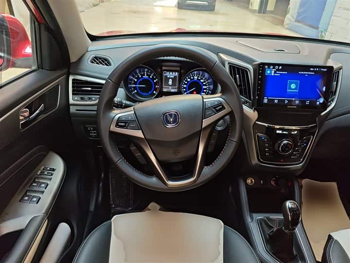 Changan CS35 2017 1.6 L MTLuxury — фото 11
