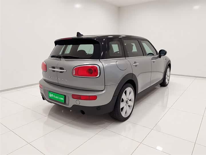 MINI Clubman — фото 5