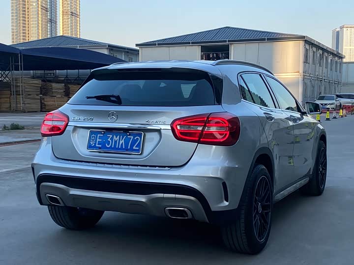 Mercedes-Benz GLA 2015 GLA 260 4 MATIC — фото 6