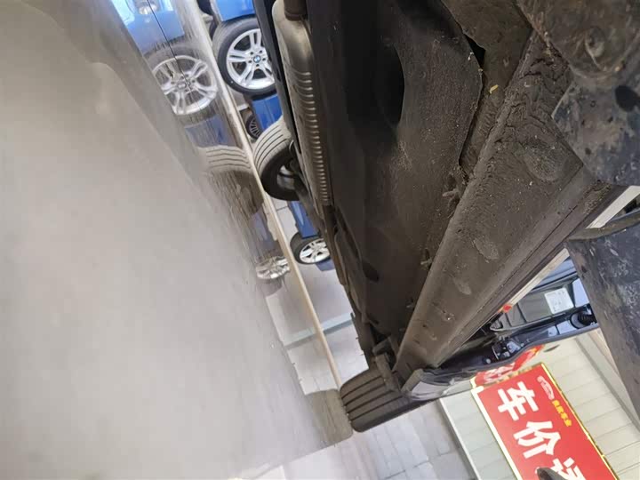 Hongqi HS5 2023 2.0 T 4 WD Pro — фото 21