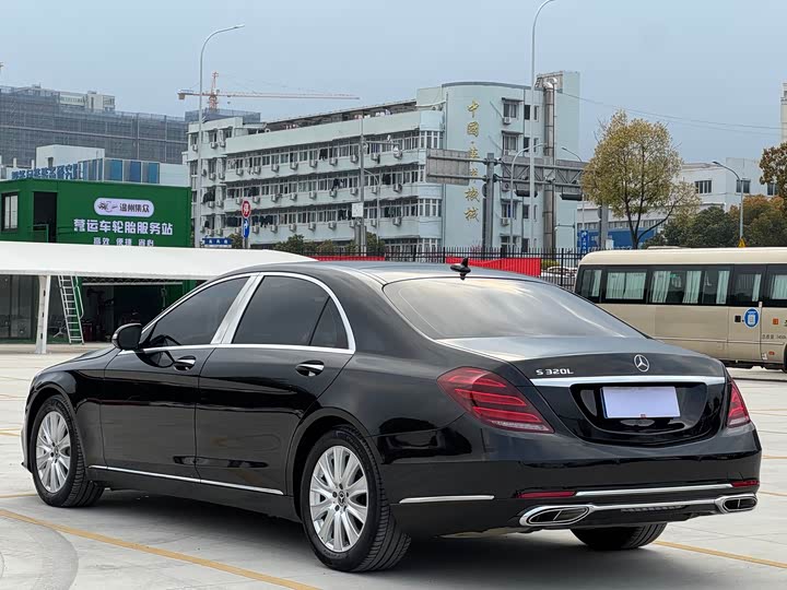 Mercedes-Benz S-Class 2016 S 320 L Luxury — фото 6
