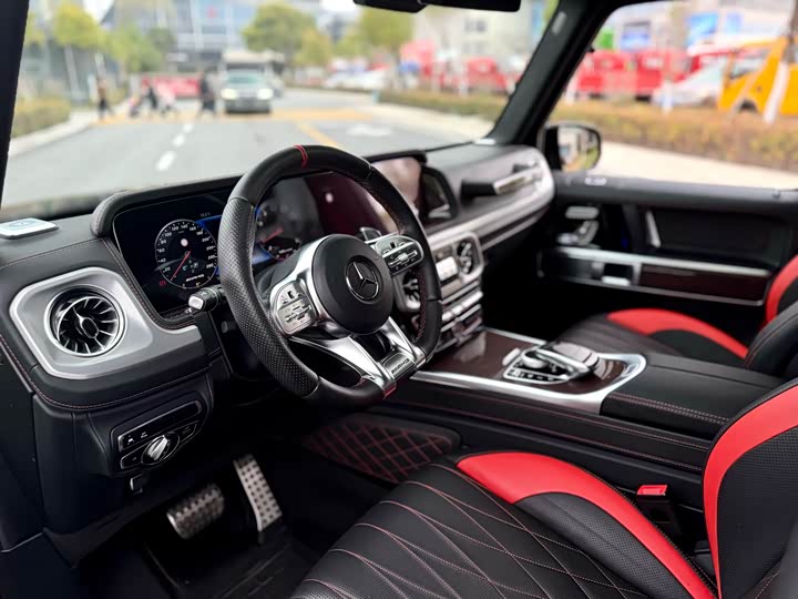 Mercedes-Benz G-Class 2019 AMG G 63 — фото 5