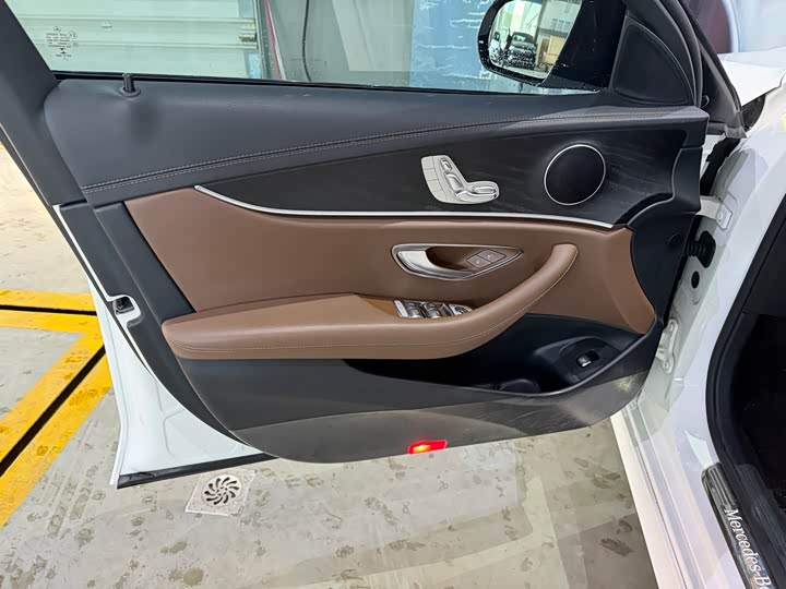 Mercedes-Benz E-Class 2021 E 260 — фото 3