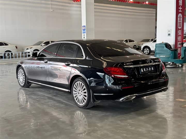 Mercedes-Benz E-Class 2019 E 300 L Luxury — фото 7
