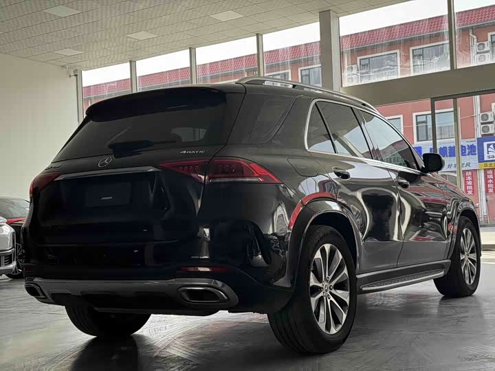 Mercedes-Benz GLE 2023 GLE 350 4 MATIC — фото 8