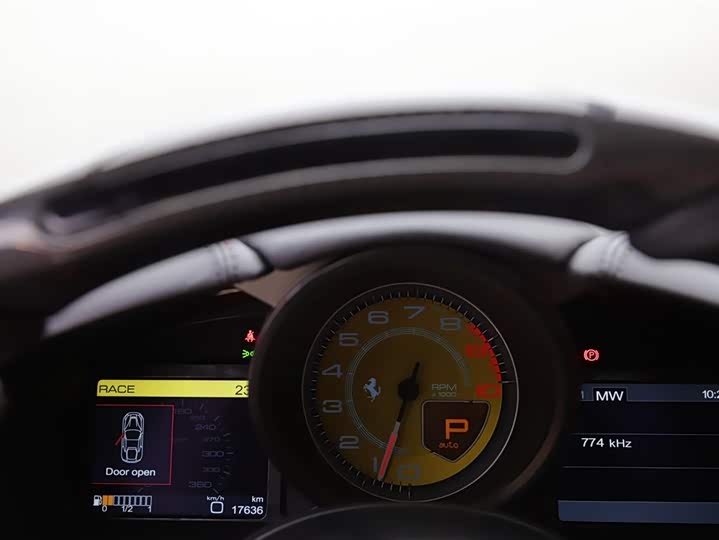 Ferrari F12berlinetta 2013 6.3 L Standard — фото 9