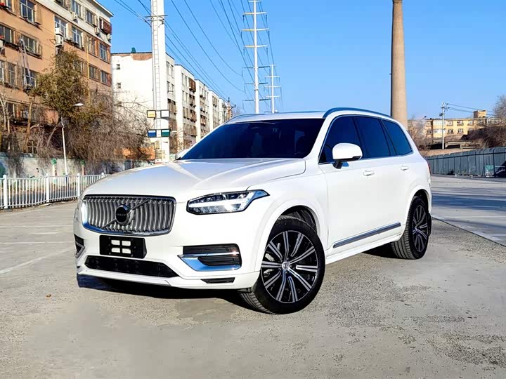 Volvo XC90 2024 B 6 7