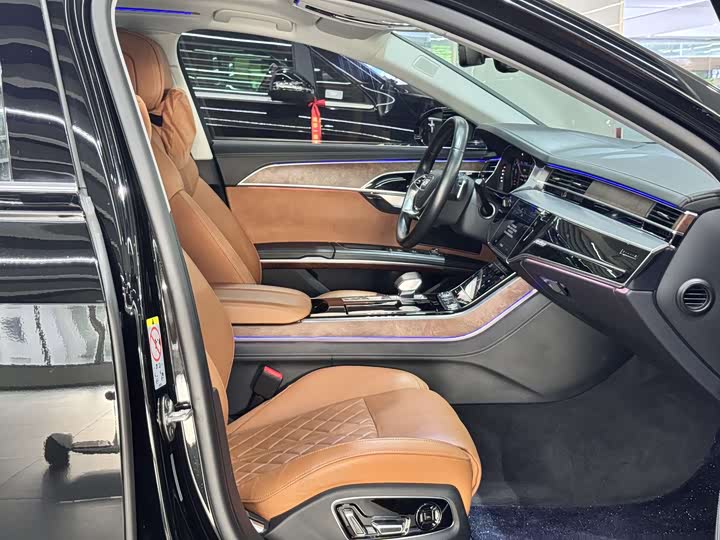 Audi A8 2023 A 8 L 50 TFSI quattro — фото 11
