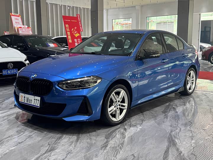 BMW 1-Series 2020 120i M — фото 1