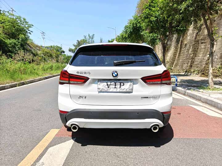 BMW X1 2020 s Drive 20 Li — фото 16