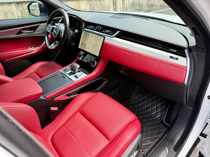 Jaguar F-PACE 2021 250 PS R-Dynamic S — фото 21