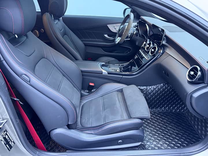 Mercedes-Benz C-Class 2019 AMG C 43 4 MATIC — фото 12