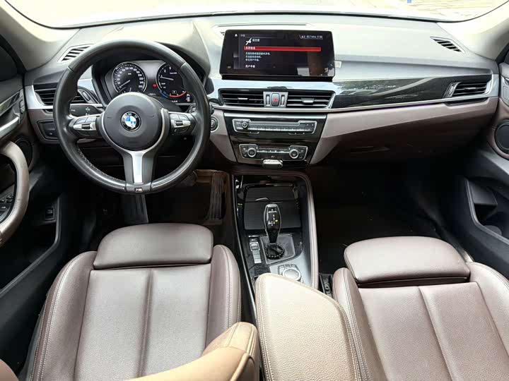 BMW X1 2020 s Drive 20 Li — фото 9