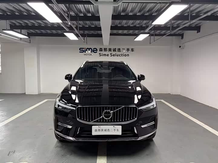 Volvo XC60 2024 B 5 4 WD — фото 2