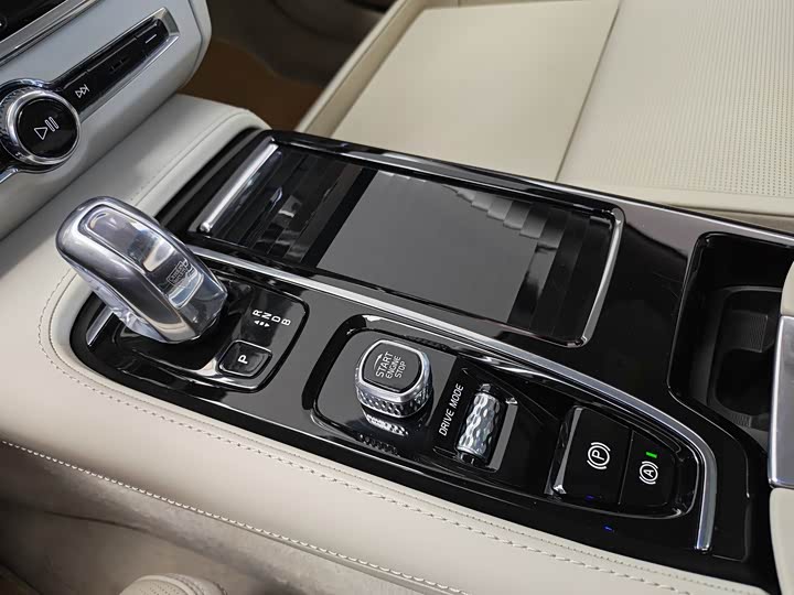 Volvo S90 Hybrid 2019 T 8 E Hybrid 3 VI — фото 10