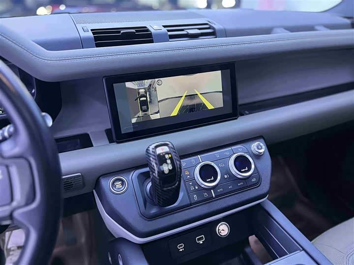 Land Rover Defender — фото 10