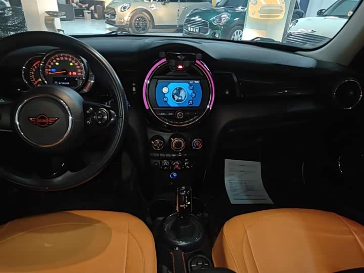 MINI Hatch — фото 13