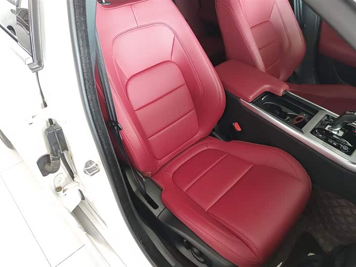 Jaguar XEL 2021 2.0 T 250 PS R-DYNAMIC S — фото 25