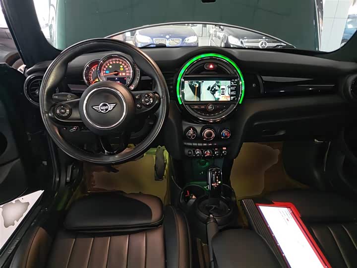 MINI Hatch — фото 10