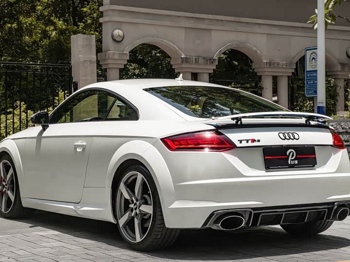 Audi TT 2017 TT RS 2.5 T Coupe — фото 8
