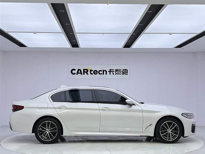 BMW 5-Series 2022 525 Li M — фото 4