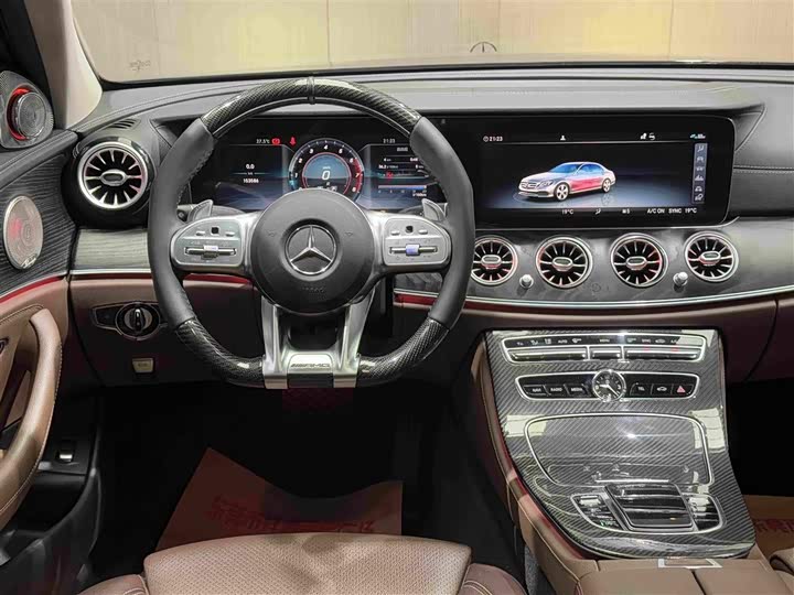 Mercedes-Benz E-Class E 200 L — фото 16