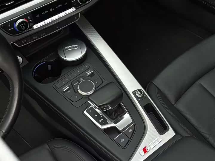 Audi A5 Sportback 40 TFSI стиль — фото 4