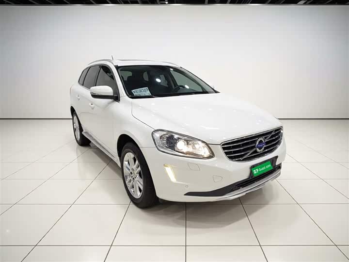 Volvo XC60 2016 T 5 — фото 4