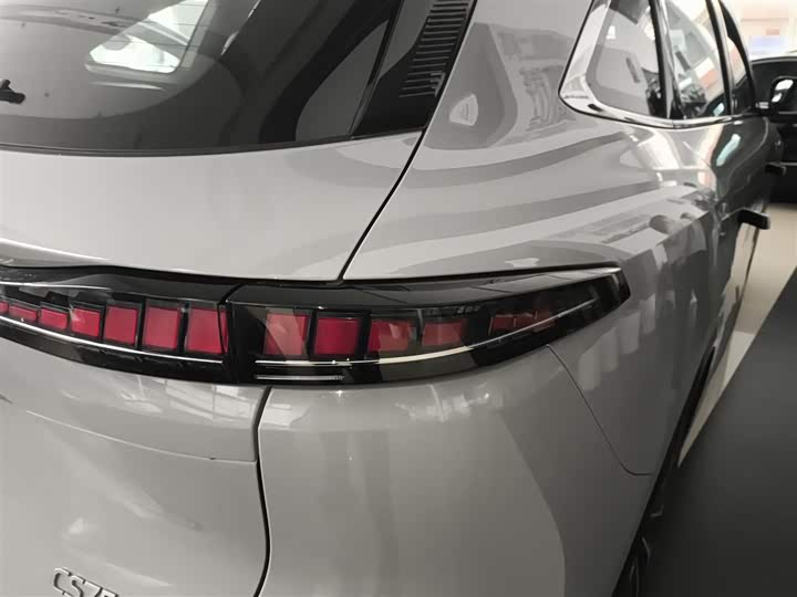 Changan CS75 PLUS 2025 UItra 2.0 T — фото 24