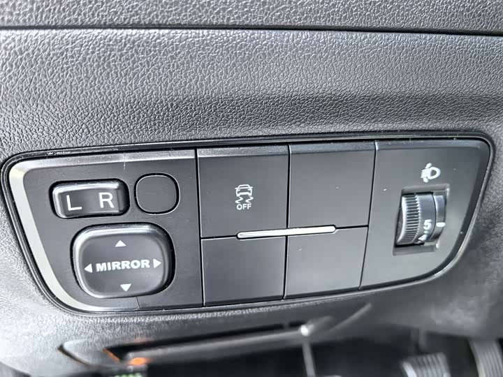 Changan CS35 2017 1.6 L MTLuxury — фото 12