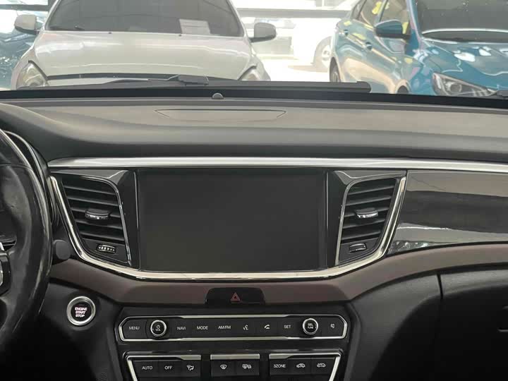 Trumpchi GS8 2017 320 T 2 WD （ ） — фото 10