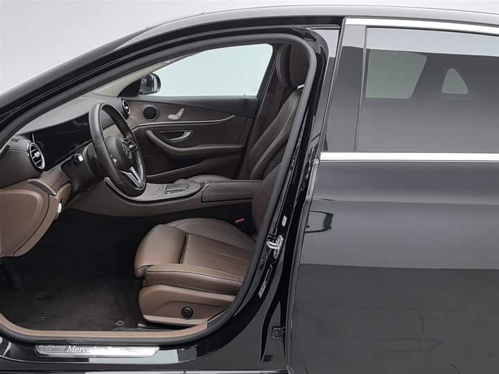 Mercedes-Benz E-Class 2020 E 260 L — фото 10