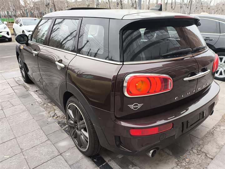 MINI Clubman — фото 5